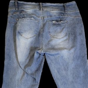 Hot Kiss size 18 jeans